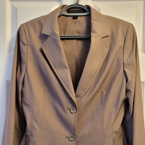 Express Design Studio Tailored Blazer in Taupe - Picture 3 of 9